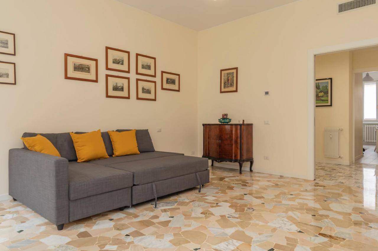 Apartamento Joivy Modern 2Bed Flat With Balcony, 250M From M5 Foppa And M2 Sant'Agostino Milán Exterior foto