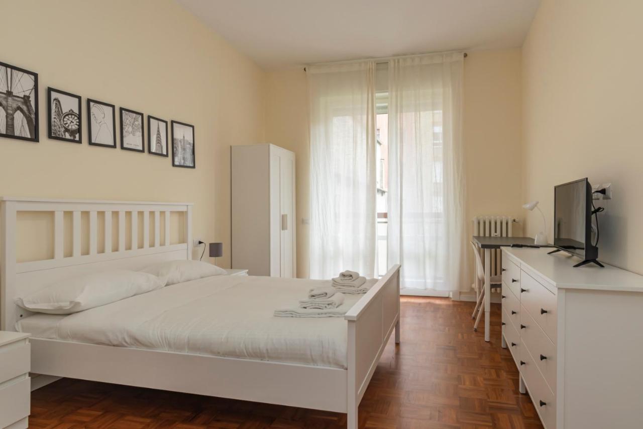 Apartamento Joivy Modern 2Bed Flat With Balcony, 250M From M5 Foppa And M2 Sant'Agostino Milán Exterior foto